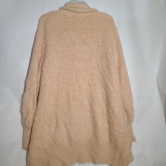 Knitted and knotted cardigan eyelash pocket long cozy sweater - Picture 13 of 16